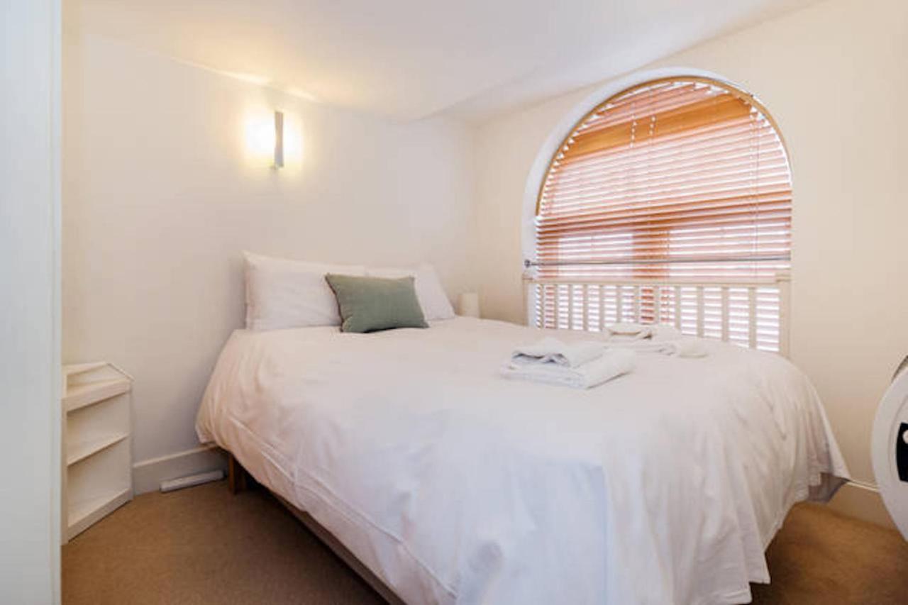 Central 2-Bed, 2-Bath Sanctuary Near Holborn Station, Covent Garden & West End Londres Exterior foto